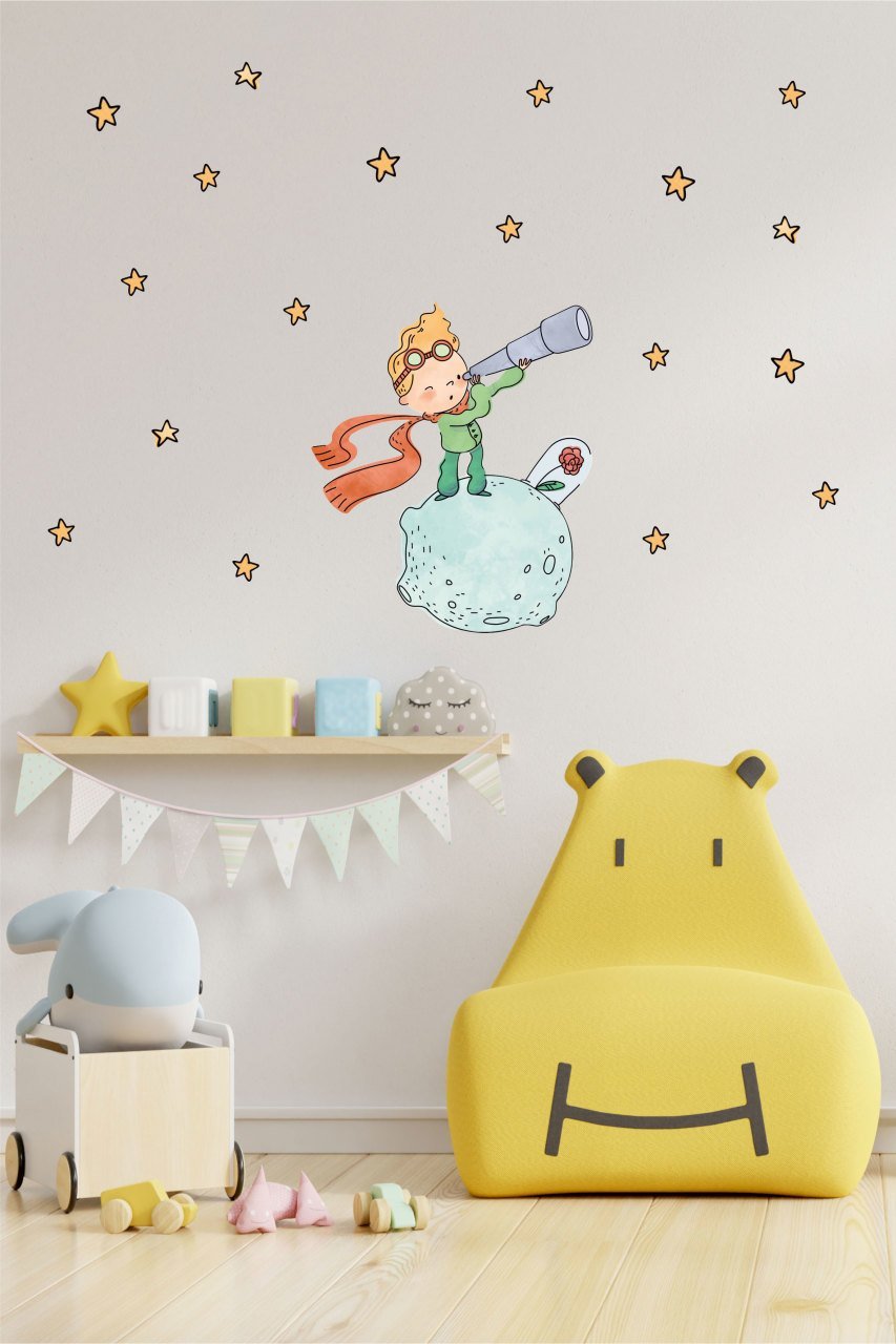Ay Üzerinde Küçük Prens Çocuk Odası Duvar Sticker