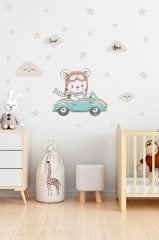 Araba İle Gezen Sevimli Ayıcık Ve Gökyüzü Çocuk Odası Duvar Sticker