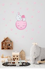Pembe Ayda Uyuyan Sevimli Tavşan Çocuk Odası Duvar Sticker