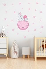 Pembe Ayda Uyuyan Sevimli Tavşan Çocuk Odası Duvar Sticker