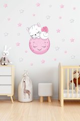 Ayda Uyuyan Sevimli Kedi Çocuk Odası Duvar Sticker