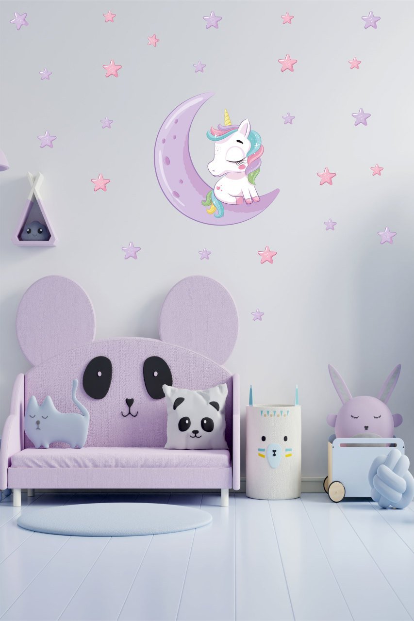 Ayda Uyuyan Sevimli Unicorn Çocuk Odası Duvar Sticker