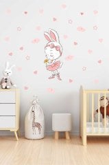 Bale Yapan Sevimli Tavşan Çocuk Odası Duvar Sticker