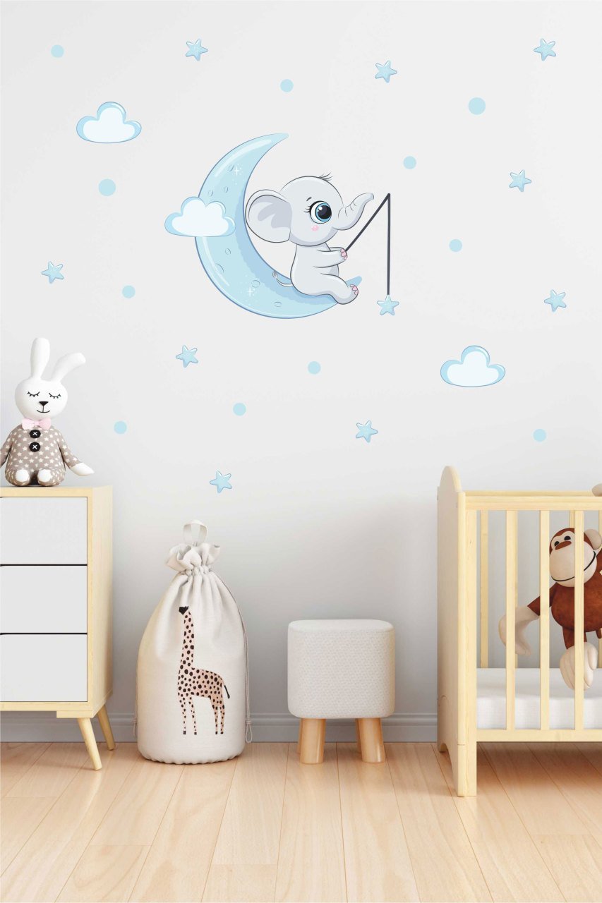 Ayda Yıldız Tutan Sevimli Fil Çocuk Odası Duvar Sticker