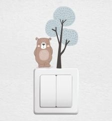 Sevimli Ayı ve Ağaç Priz Sticker